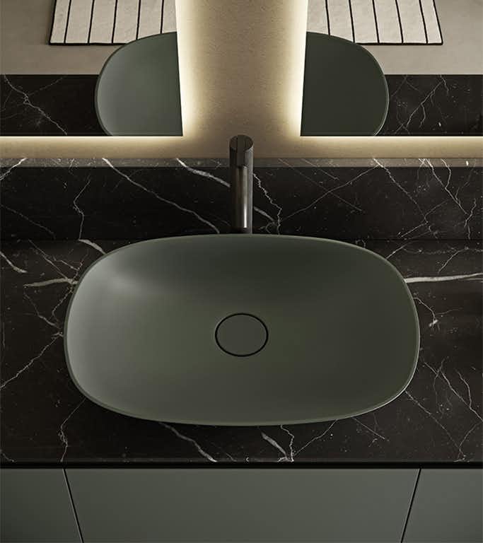 Composição de móvel com lavatório superior Forma em verde mate. Inbani, Forma.